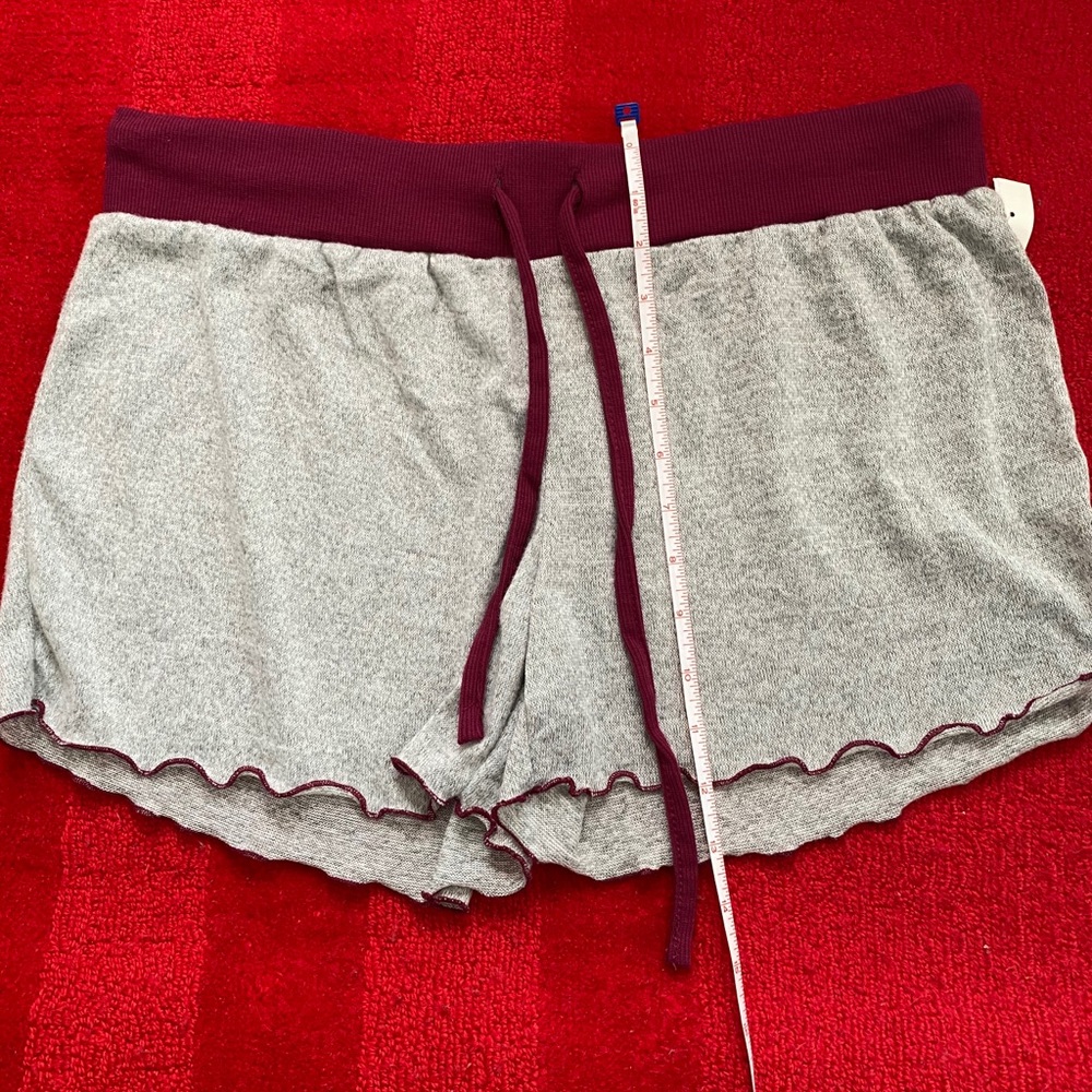 Jessica Simpson NWOT Lounge Shorts - Picture 3 of 6